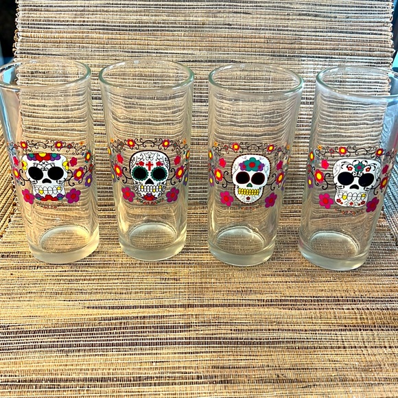 💀Sugar Skulls Hiball Glasses, Set of 4. - Picture 2 of 10